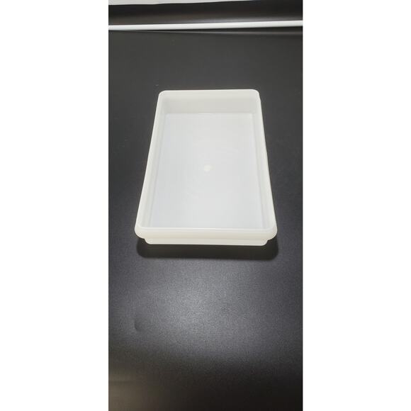 Tupperware 794 Deli Bacon Keeper Food Storage Container 11" x 7" BOTTOM ONLY - Picture 1 of 4